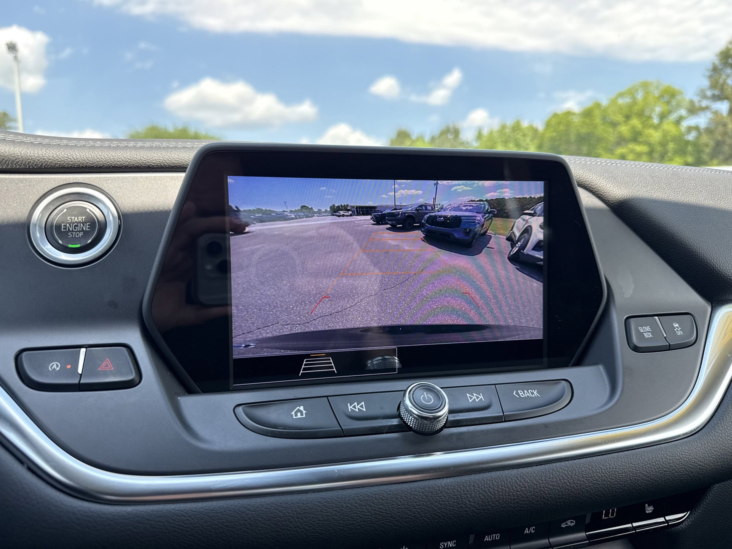 Used 2021 Chevrolet Blazer LT FWD image 18