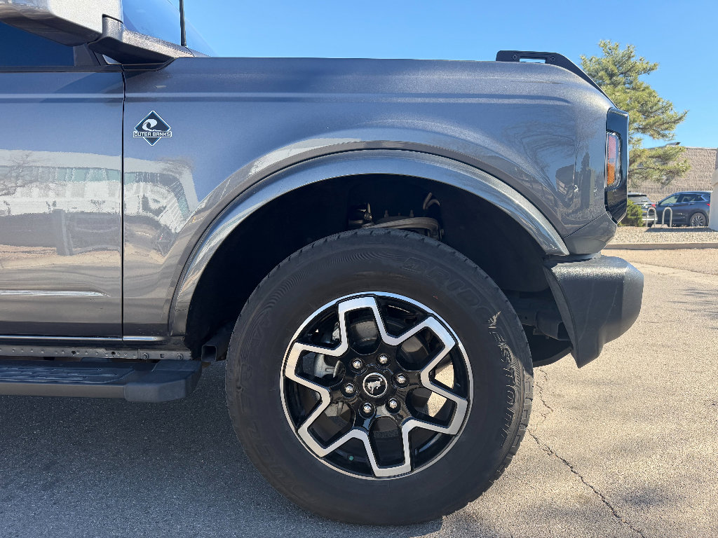 Used 2024 Ford Bronco Outer Banks image 5