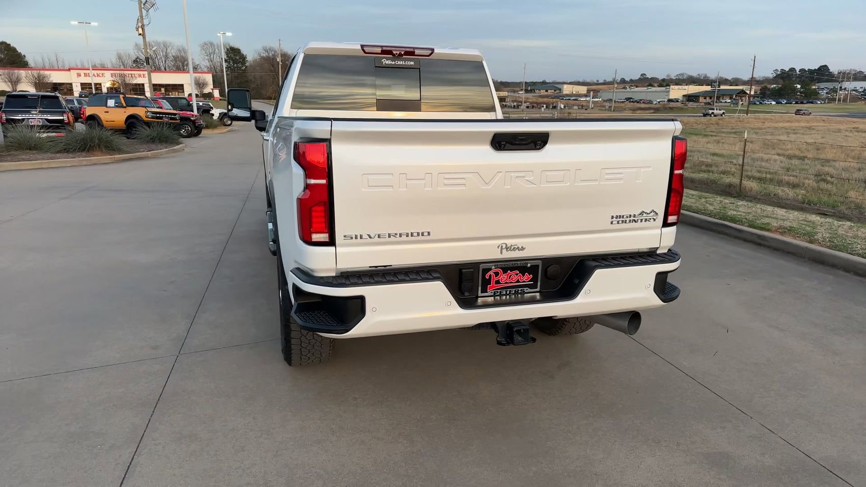 Used 2025 Chevrolet Silverado 2500 High Country w/ High Country Premium Package AWD/4WD image 8