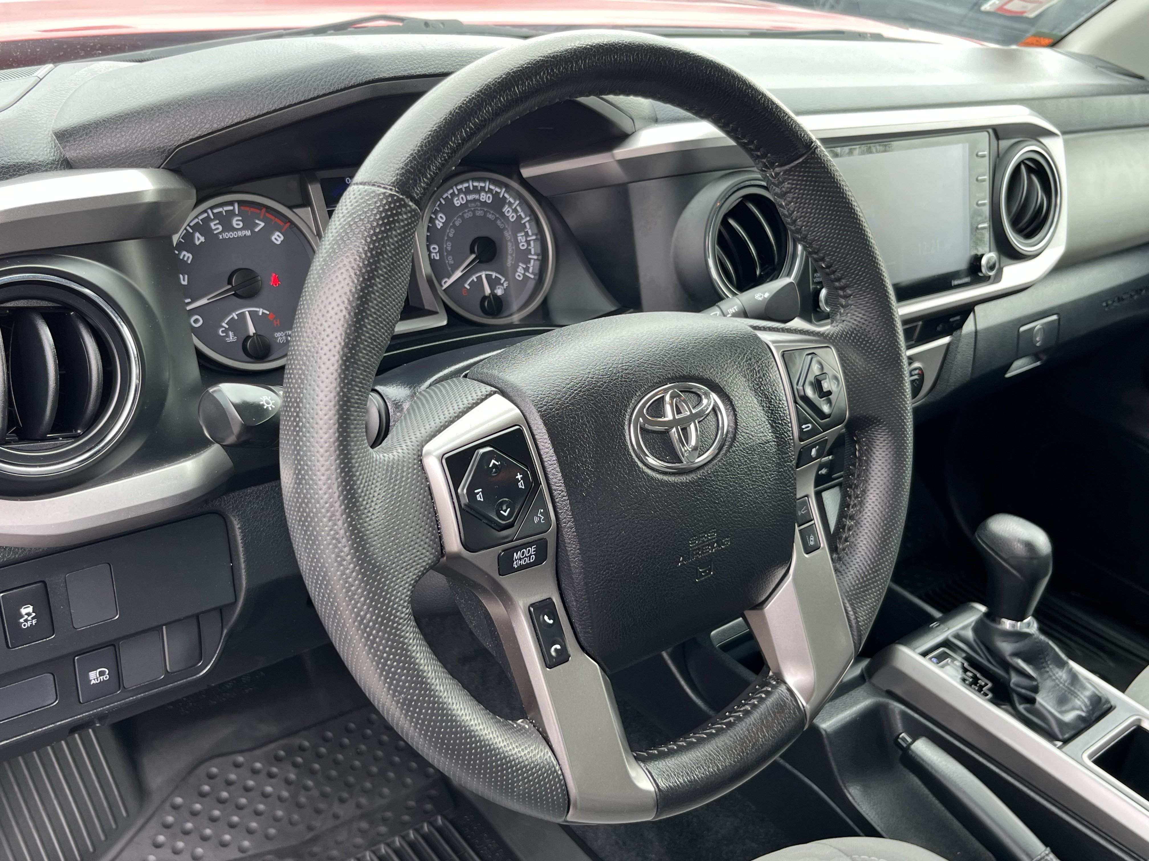 Used 2022 Toyota Tacoma SR5 AWD/4WD image 22
