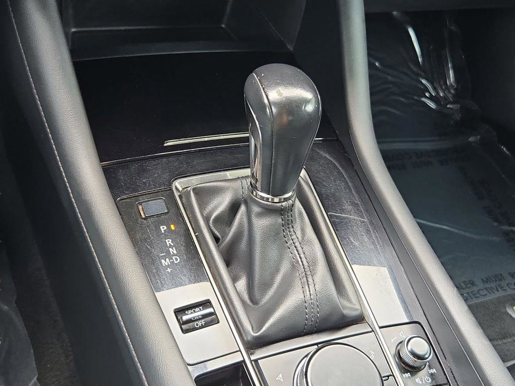 Used 2019 MAZDA MAZDA3 Sedan image 25