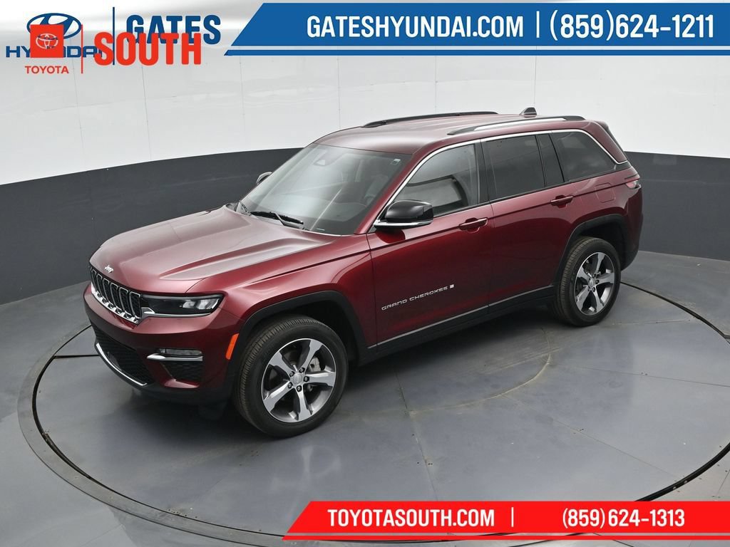 Used 2023 Jeep Grand Cherokee Limited AWD/4WD image 47