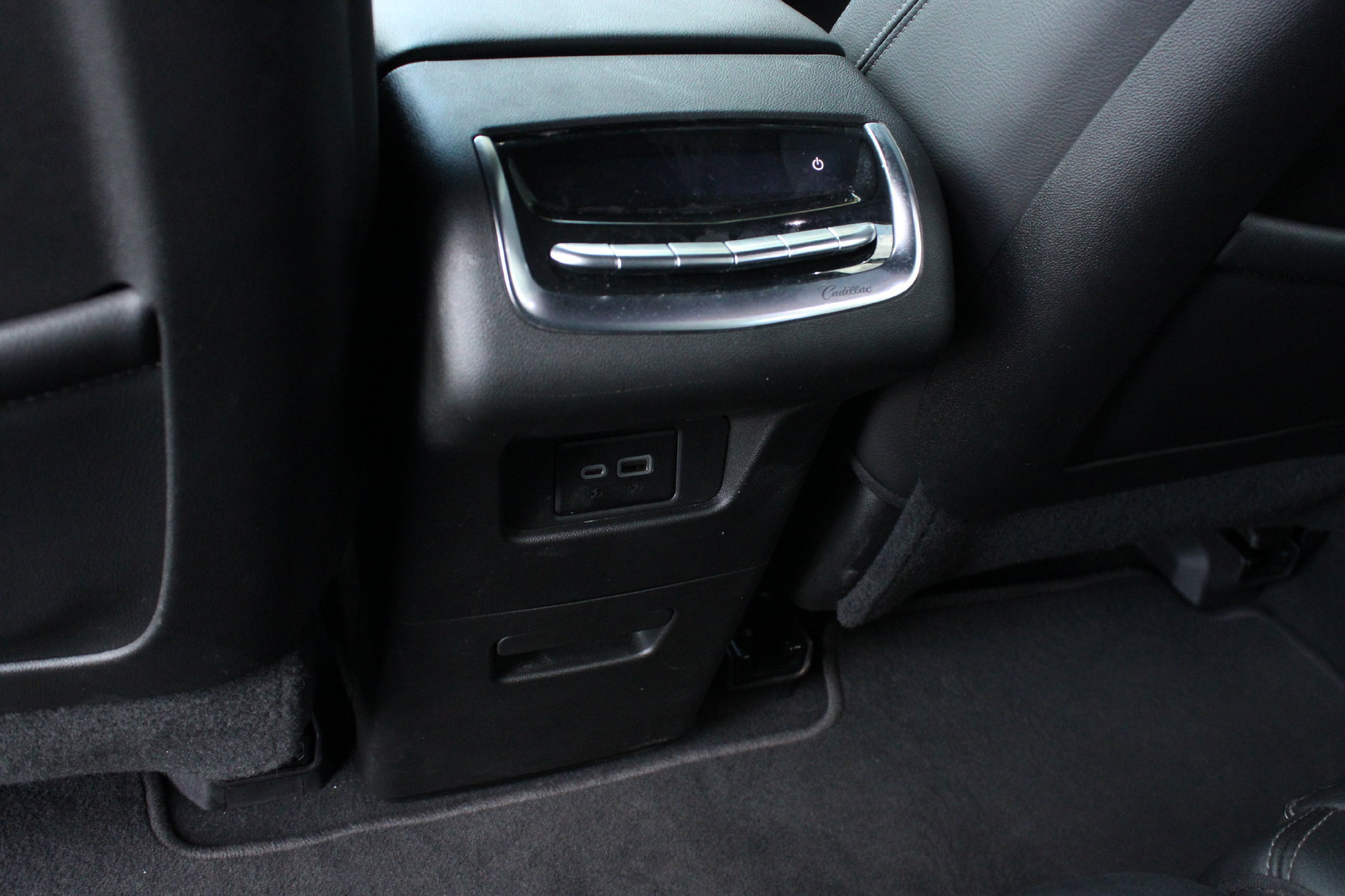 Used 2024 Cadillac XT6 Luxury AWD/4WD image 22