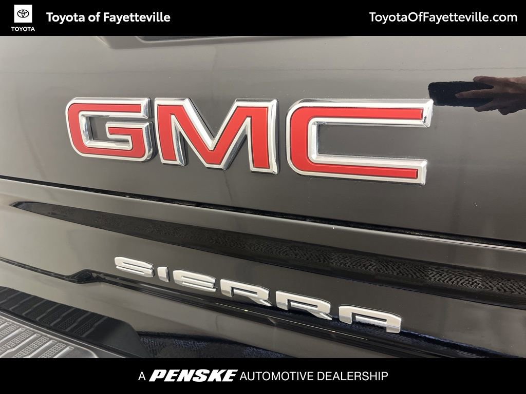 Used 2023 GMC Sierra 1500 AT4X image 3