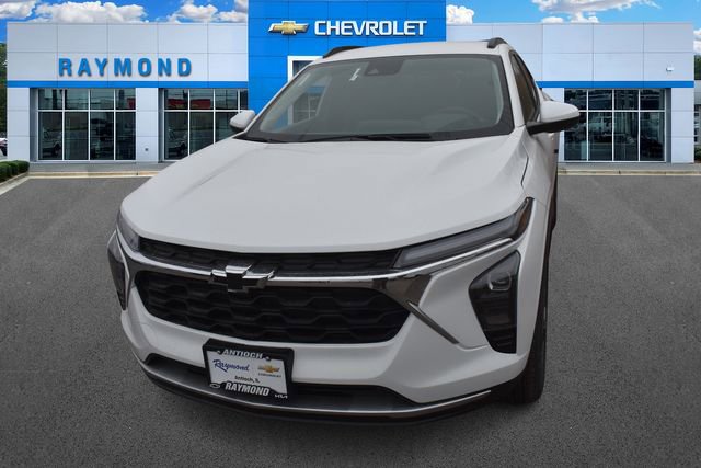 New 2026 Chevrolet Trax LT w/ Driver Confidence Package image 8