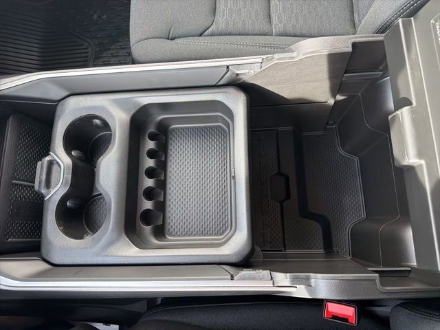 New 2026 RAM 1500 4x4 Crew Cab image 16