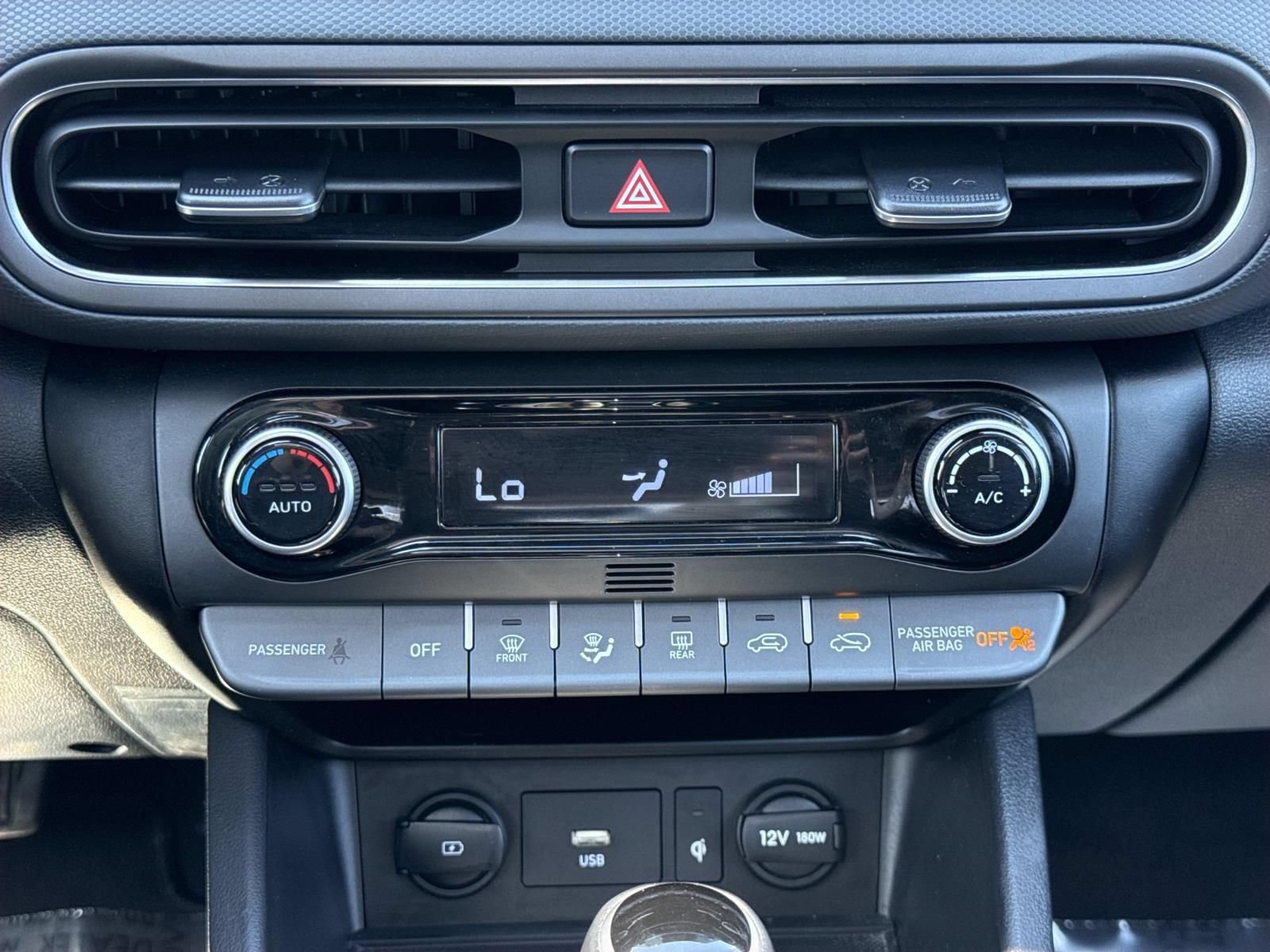 Used 2023 Hyundai Kona SEL w/ Convenience Package AWD/4WD image 12
