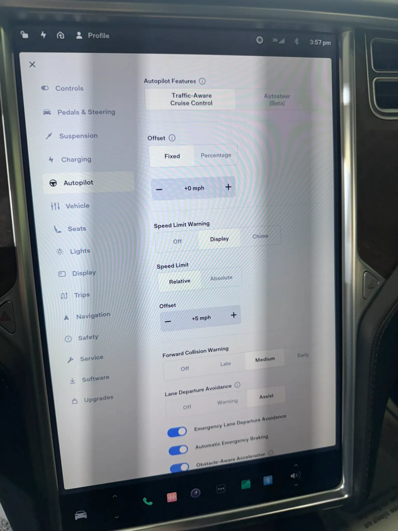 Used 2017 Tesla Model X 90D AWD/4WD image 16