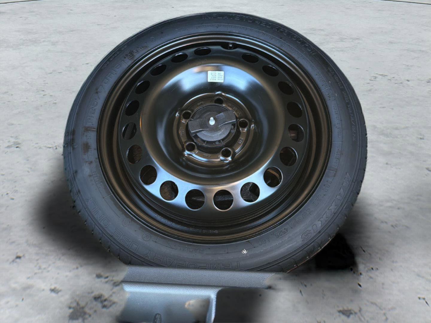 New 2026 Chevrolet Trax RS w/ Sunroof Package image 30