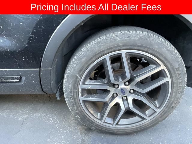 Used 2016 Ford Explorer Sport w/ Equipment Group 401A AWD/4WD image 3
