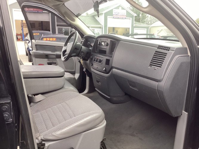 Used 2008 Dodge Ram 1500 Truck ST image 7