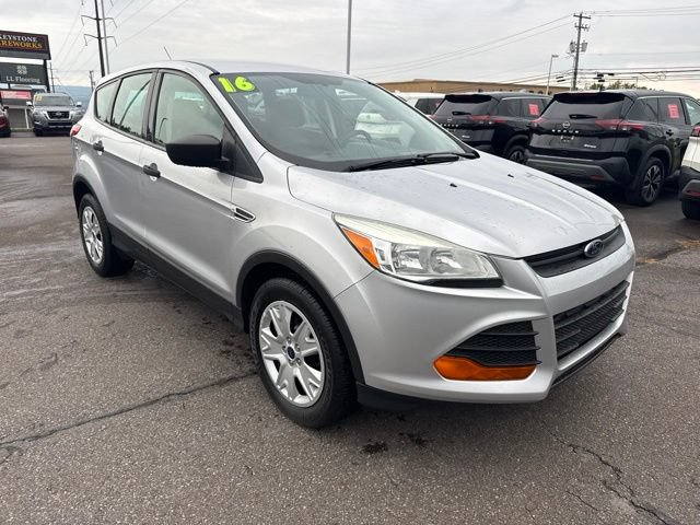 Used 2016 Ford Escape S FWD image 3