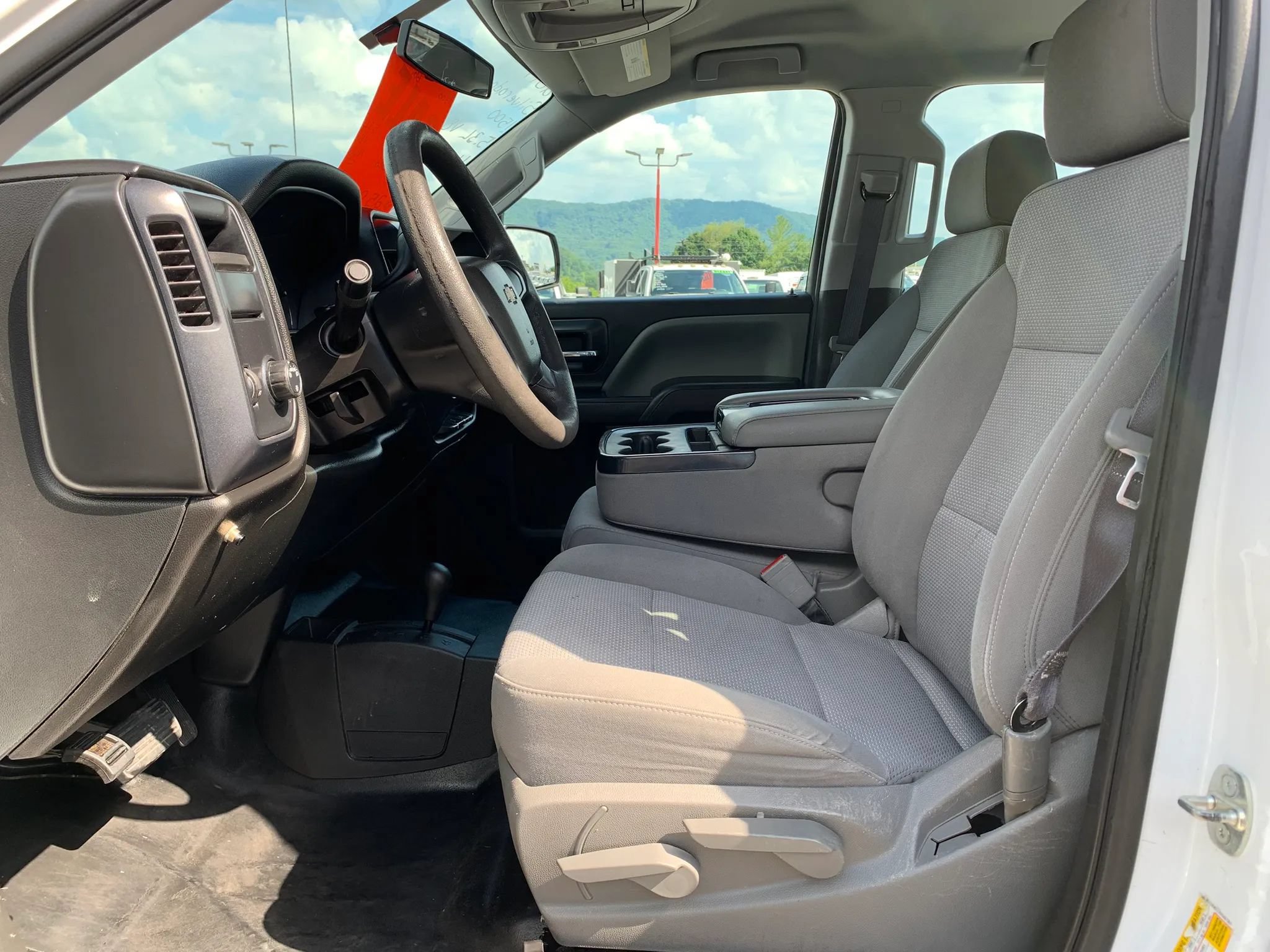 Used 2017 Chevrolet Silverado 1500 W/T w/ Special Service Package AWD/4WD image 9