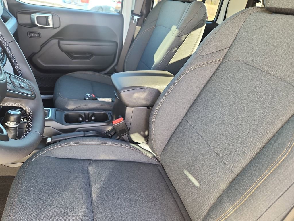 New 2026 Jeep Gladiator Sport image 8