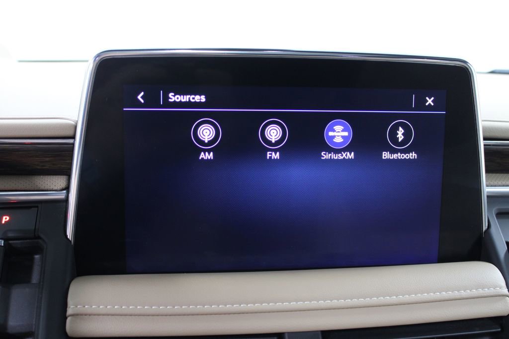 Used 2021 Chevrolet Tahoe Premier w/ Premium Package AWD/4WD image 50