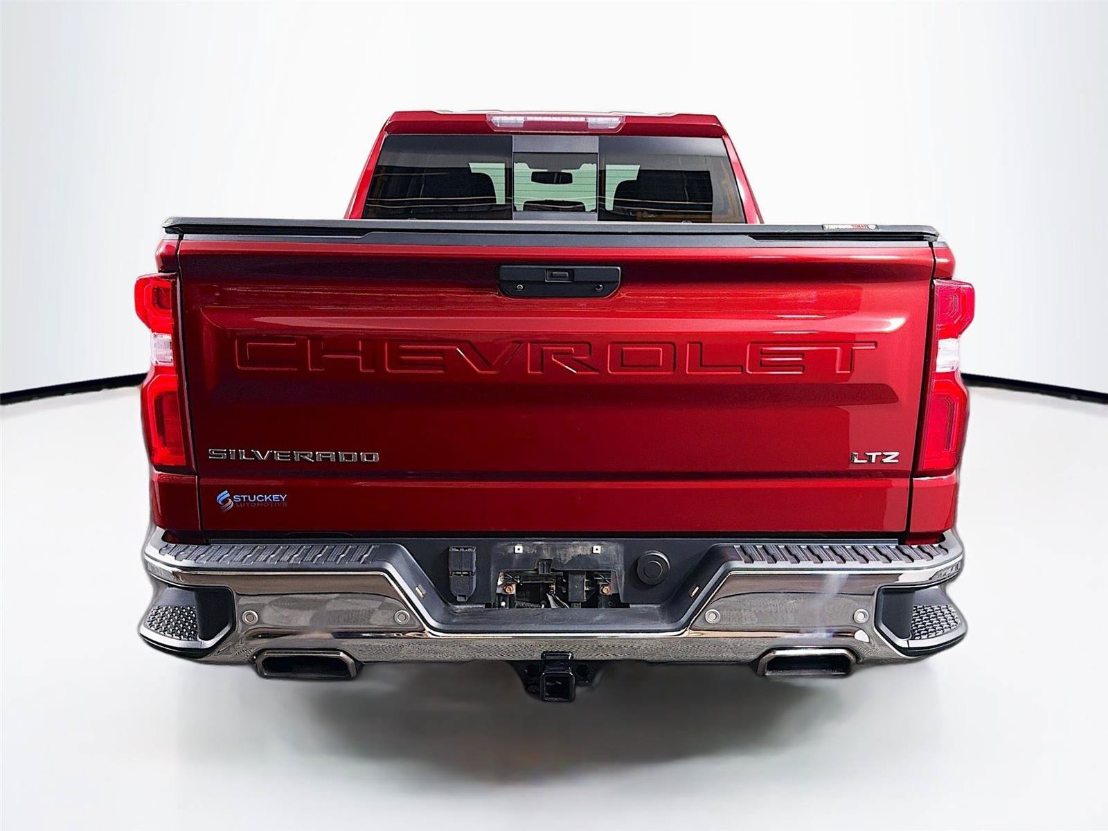 Used 2019 Chevrolet Silverado 1500 LTZ w/ LTZ Convenience Package AWD/4WD image 10