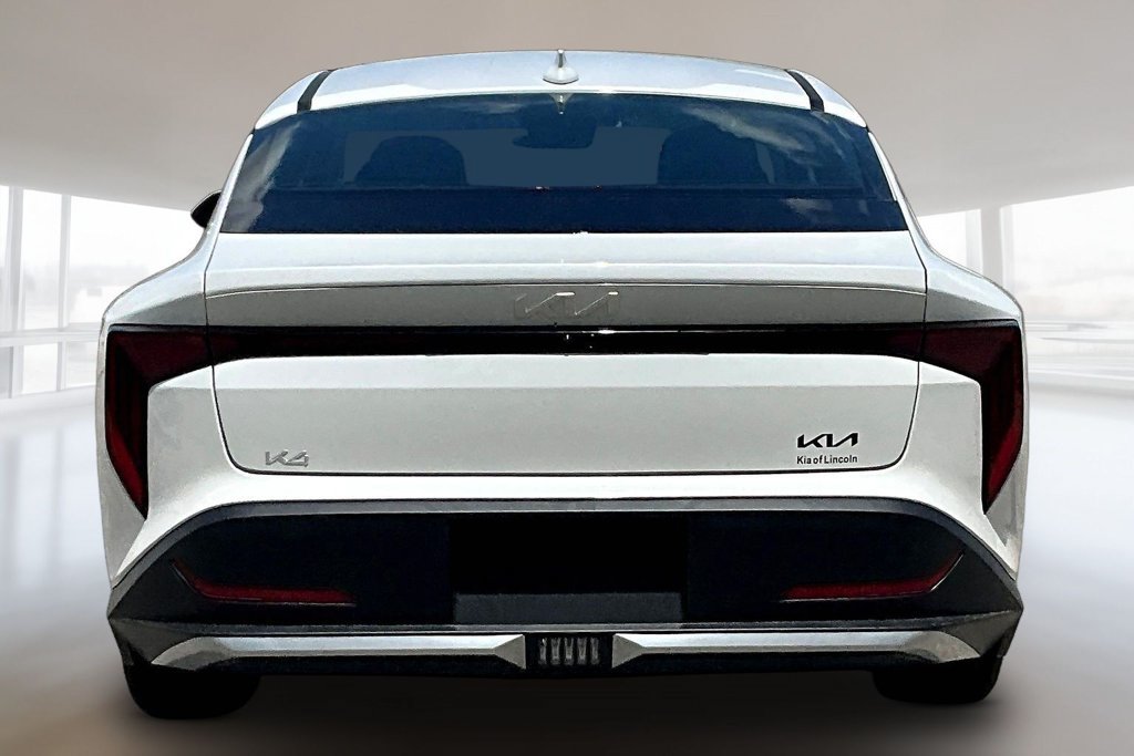 New 2026 Kia K4 FWD image 4