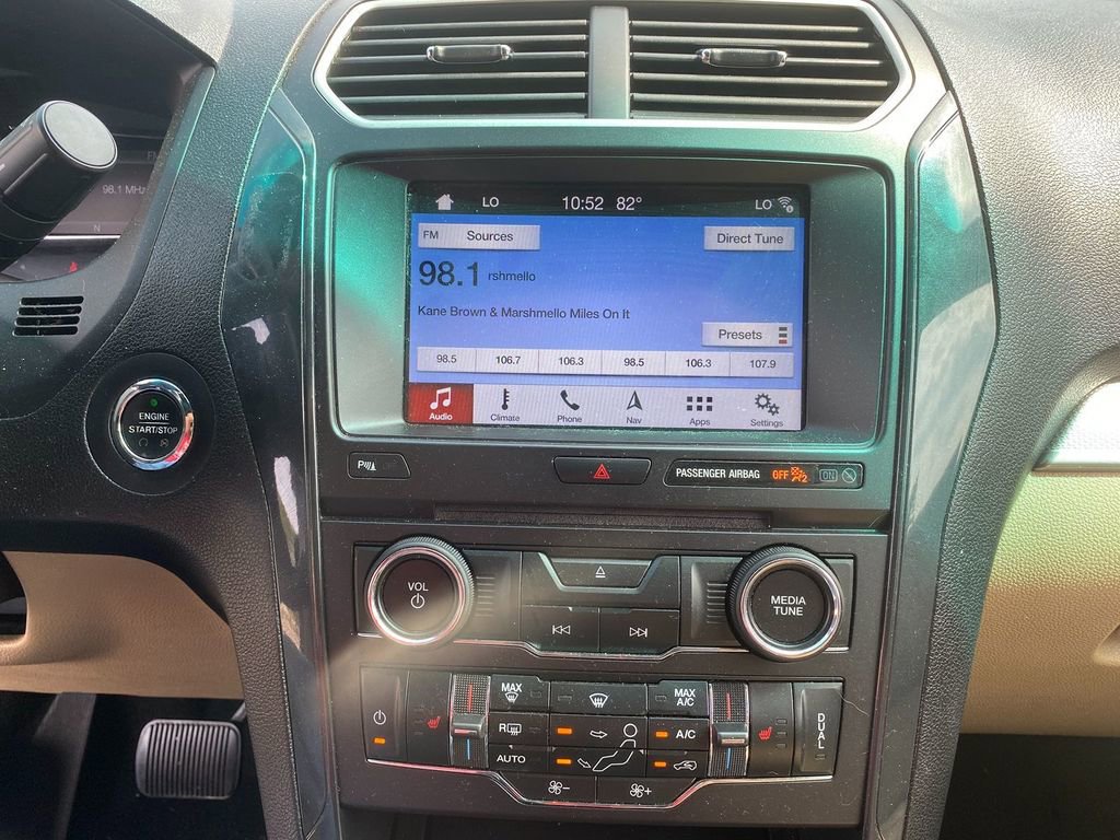 Used 2017 Ford Explorer XLT w/ Equipment Group 202A image 20