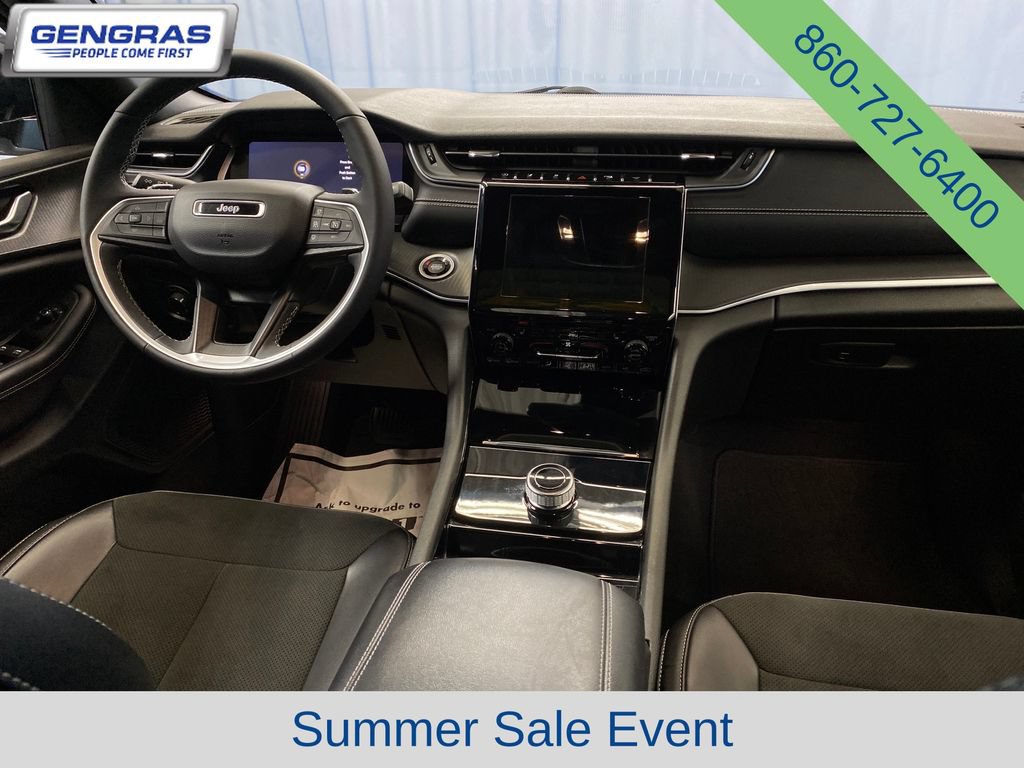 Used 2023 Jeep Grand Cherokee Altitude AWD/4WD image 41