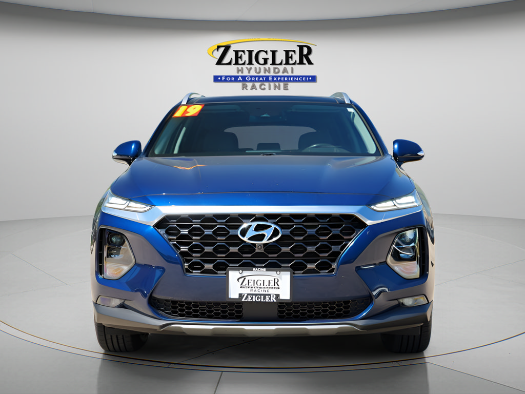 Used 2019 Hyundai Santa Fe AWD image 2
