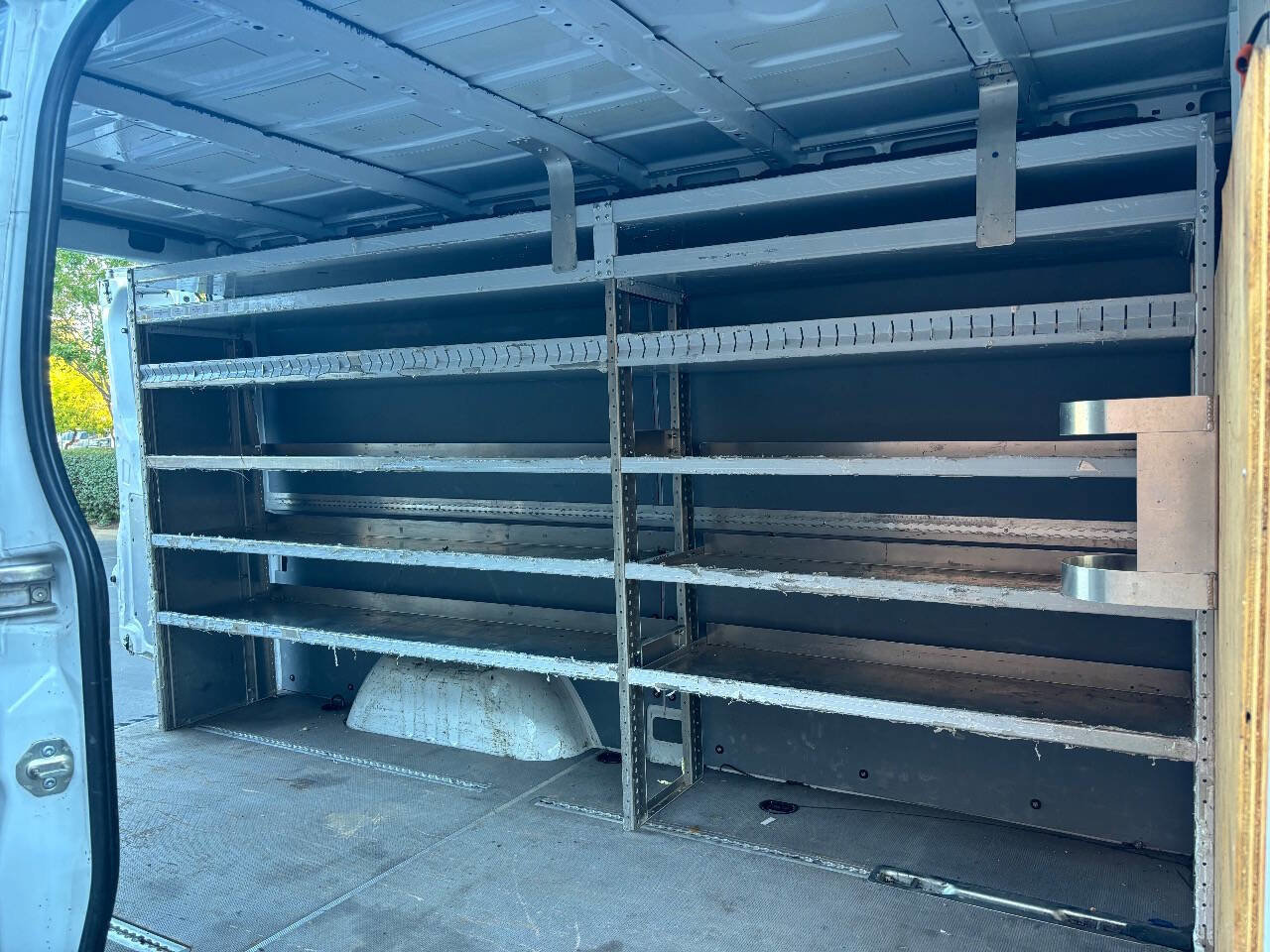 Used 2016 Mercedes-Benz Sprinter 2500 image 30