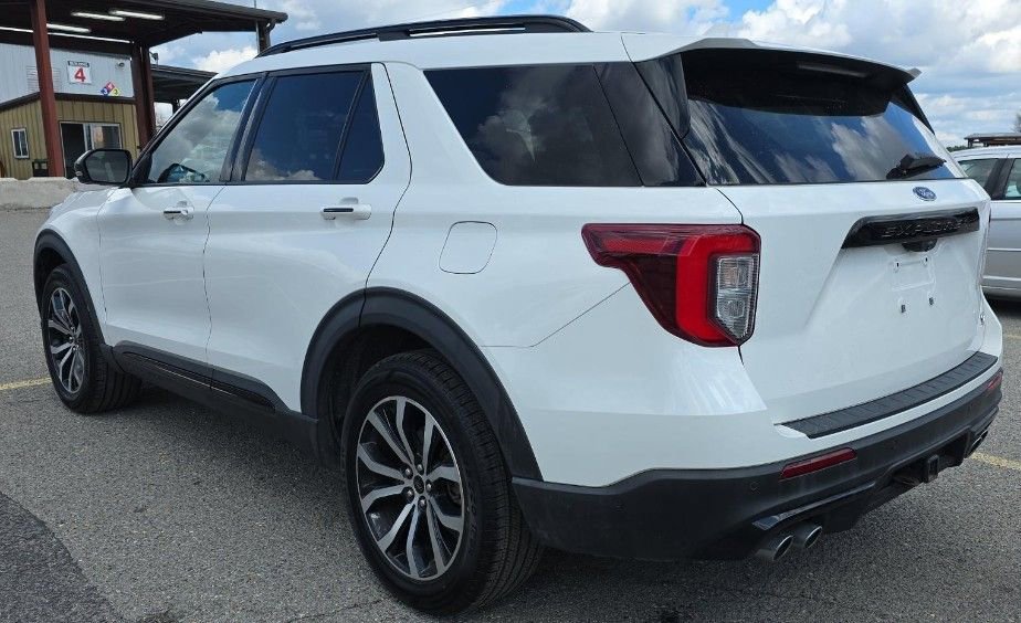 Used 2020 Ford Explorer ST w/ Premium Technology Package image 4