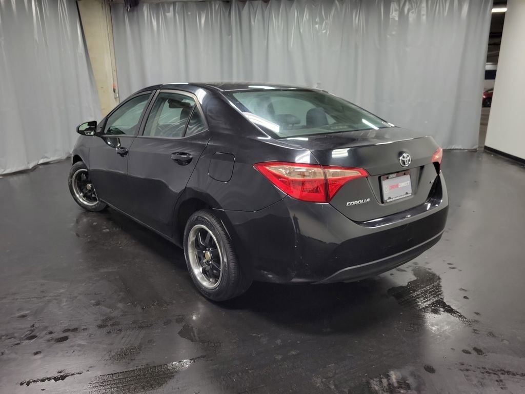 Used 2019 Toyota Corolla LE image 6