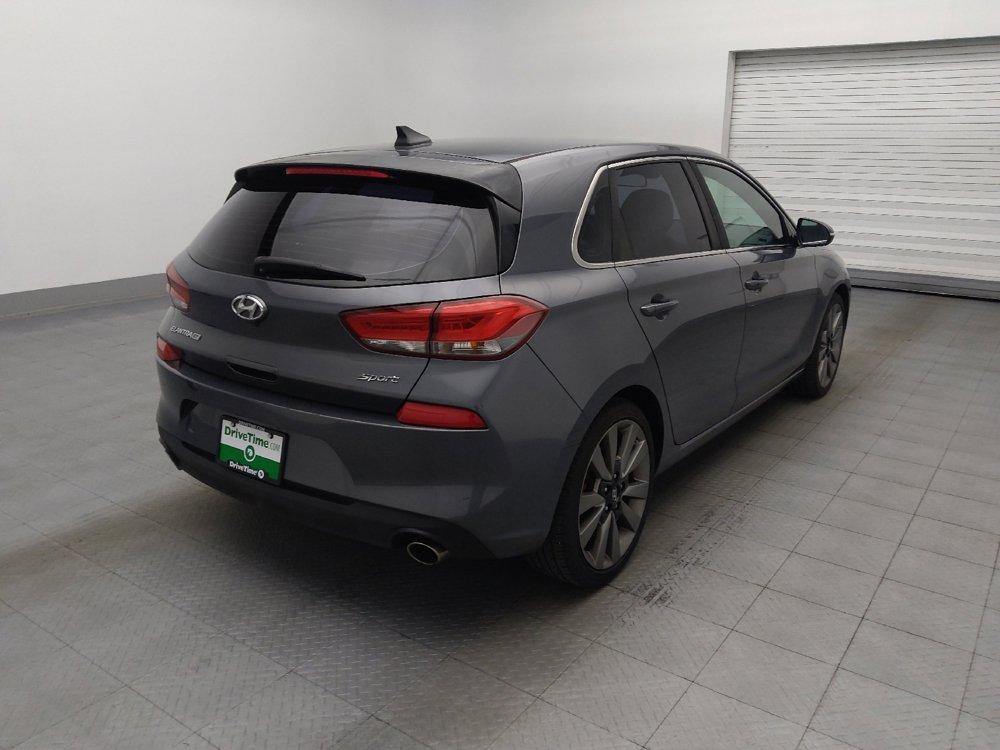 Used 2018 Hyundai Elantra GT Sport FWD image 9