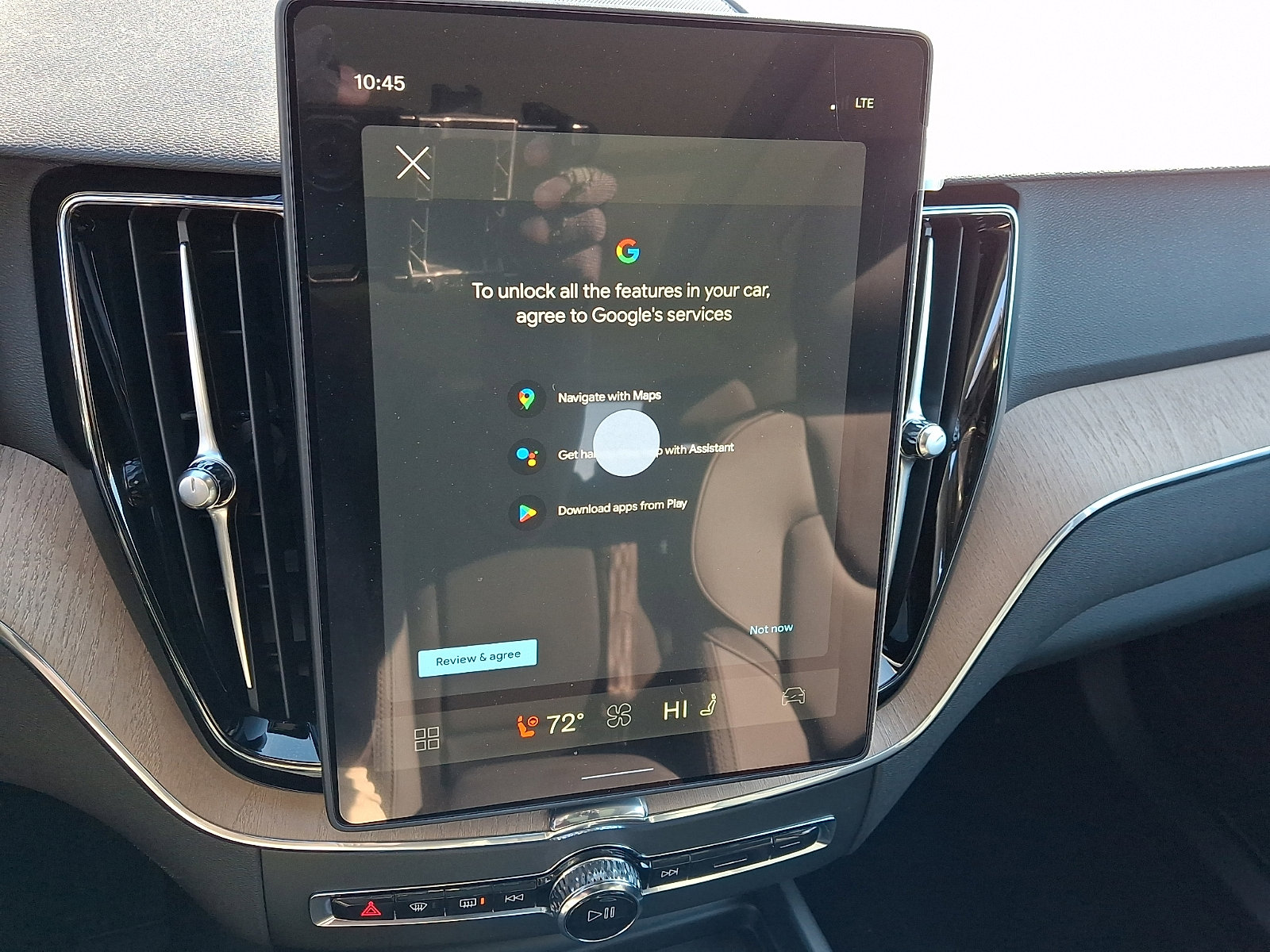 New 2026 Volvo XC60 B5 Core w/ Protection Package Premier image 11