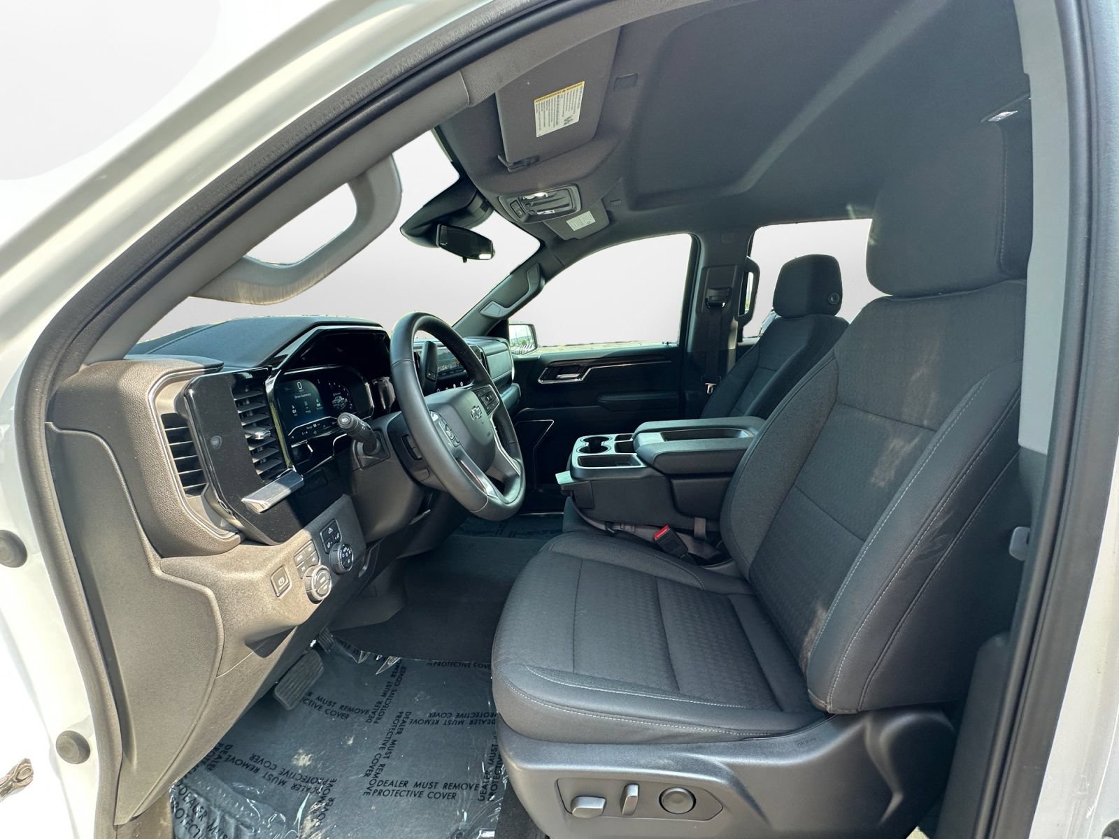 Used 2023 Chevrolet Silverado 1500 RST AWD/4WD image 10