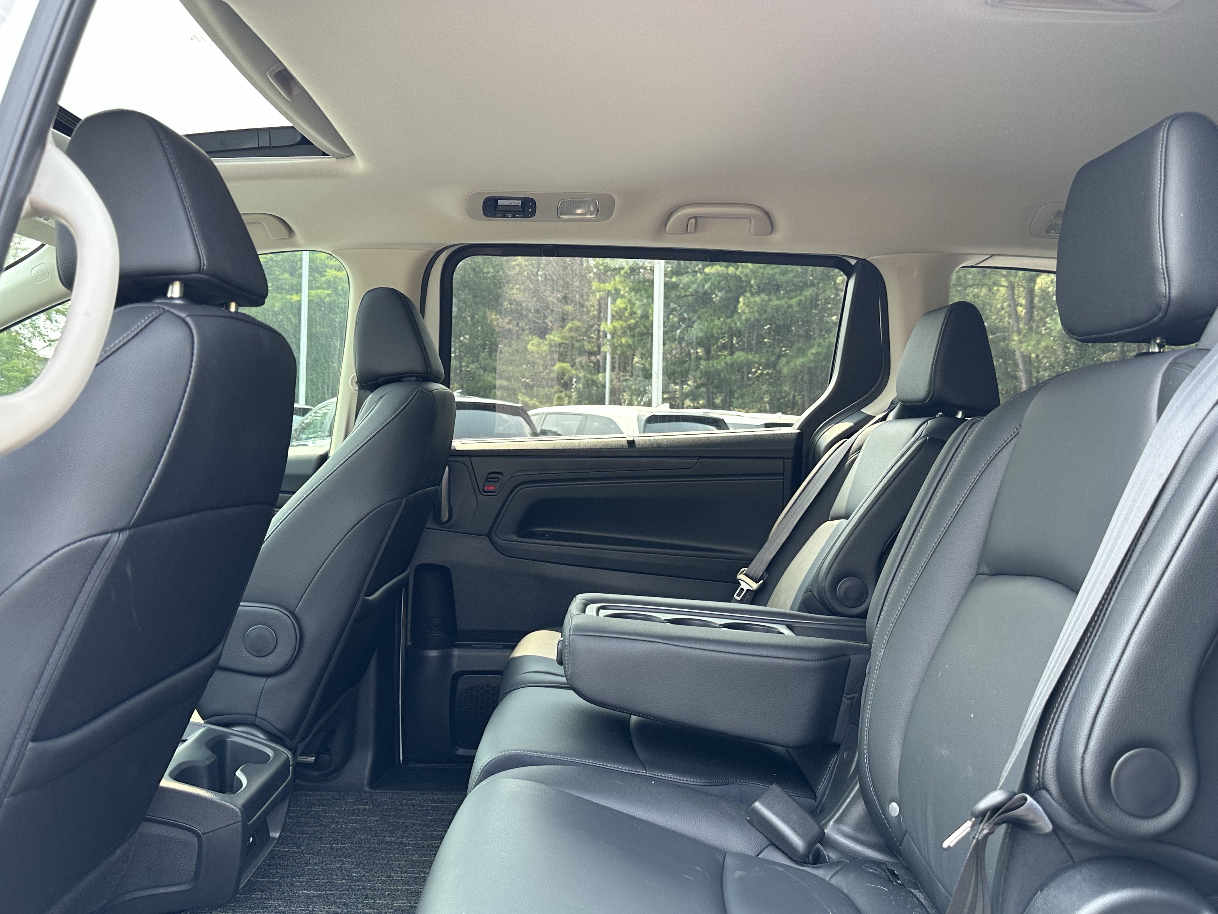Used 2026 Honda Odyssey EX-L image 9