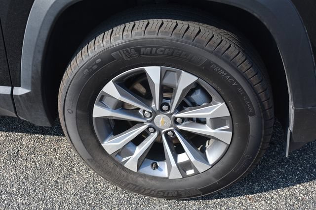 Used 2026 Chevrolet Equinox LT w/ LPO, Floor Liner Package AWD/4WD image 11