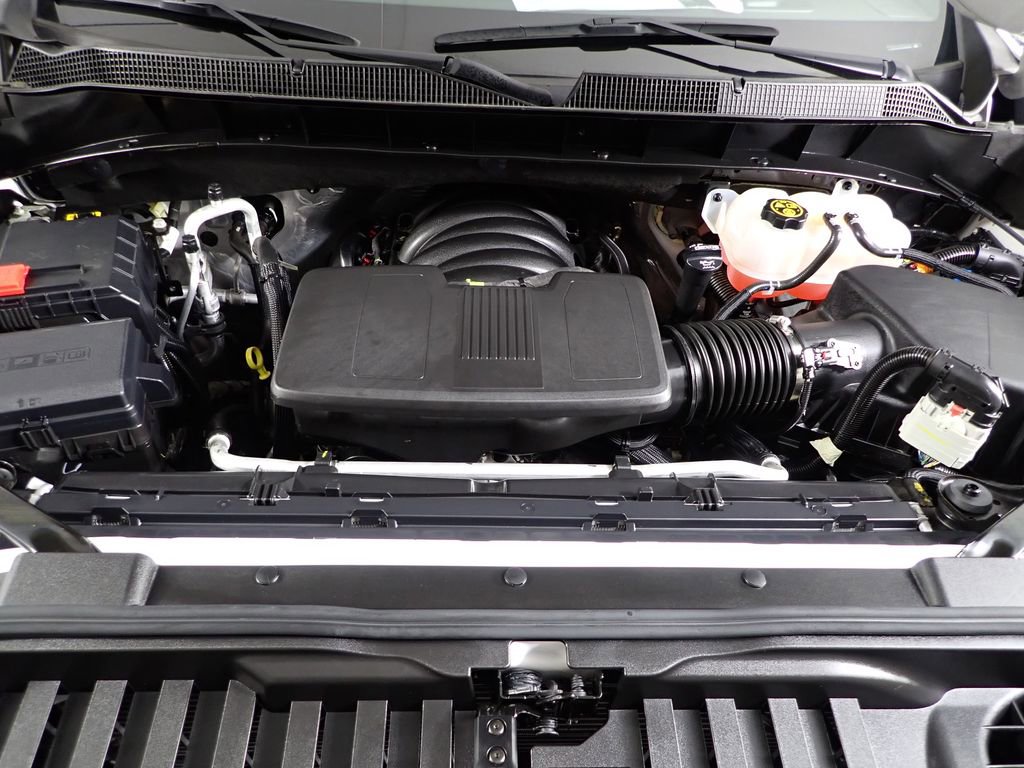 Used 2022 Chevrolet Silverado 1500 High Country w/ LPO, Dark Essentials Package image 11