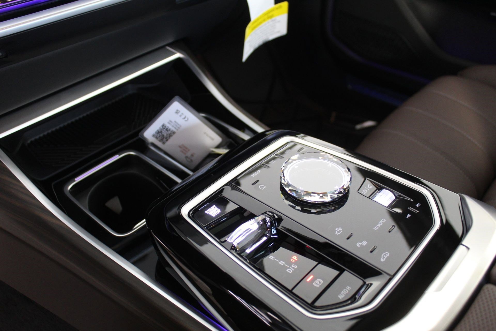 New 2026 BMW 750e xDrive w/ Executive Package image 16