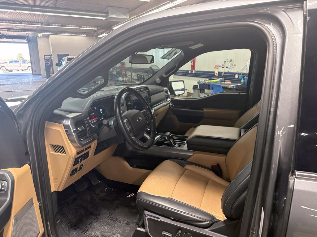 Used 2021 Ford F150 Lariat w/ Max Trailer Tow Package AWD/4WD image 20