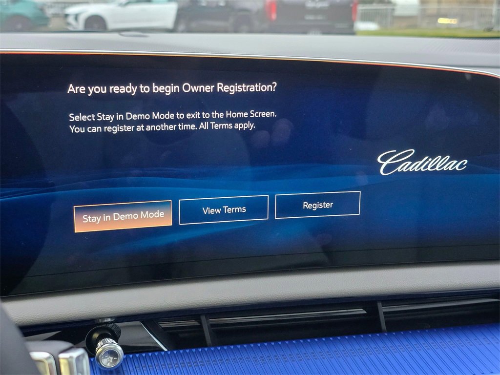 New 2026 Cadillac Optiq Luxury 1 image 27