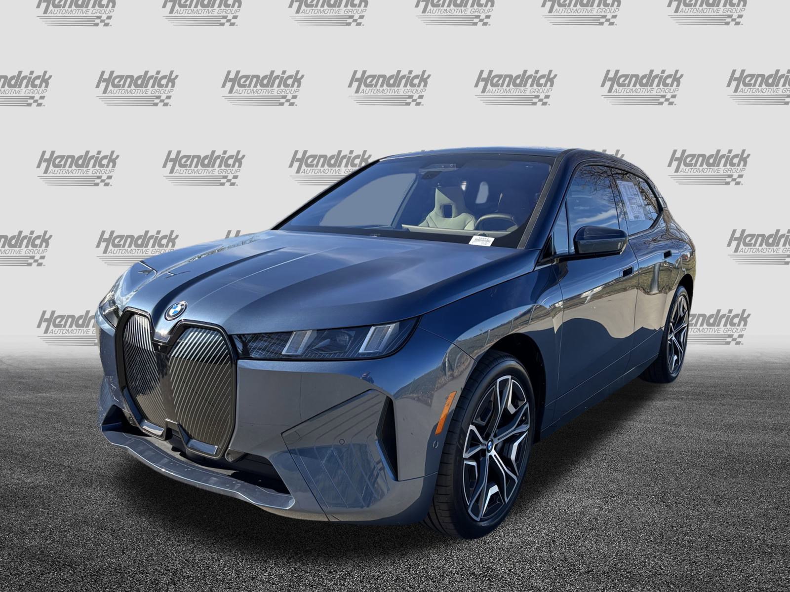 New 2026 BMW iX xDrive60 image 6