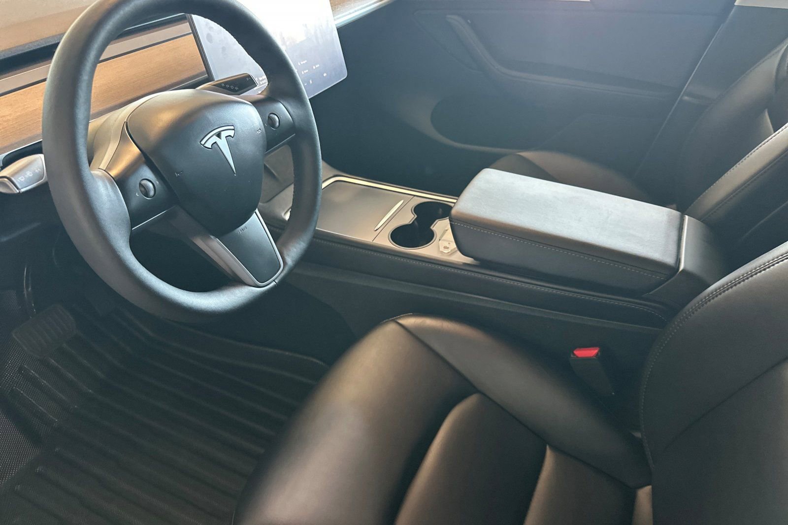 Used 2023 Tesla Model Y Long Range image 7