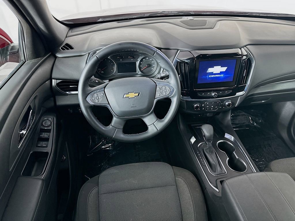 Used 2023 Chevrolet Traverse LT image 31