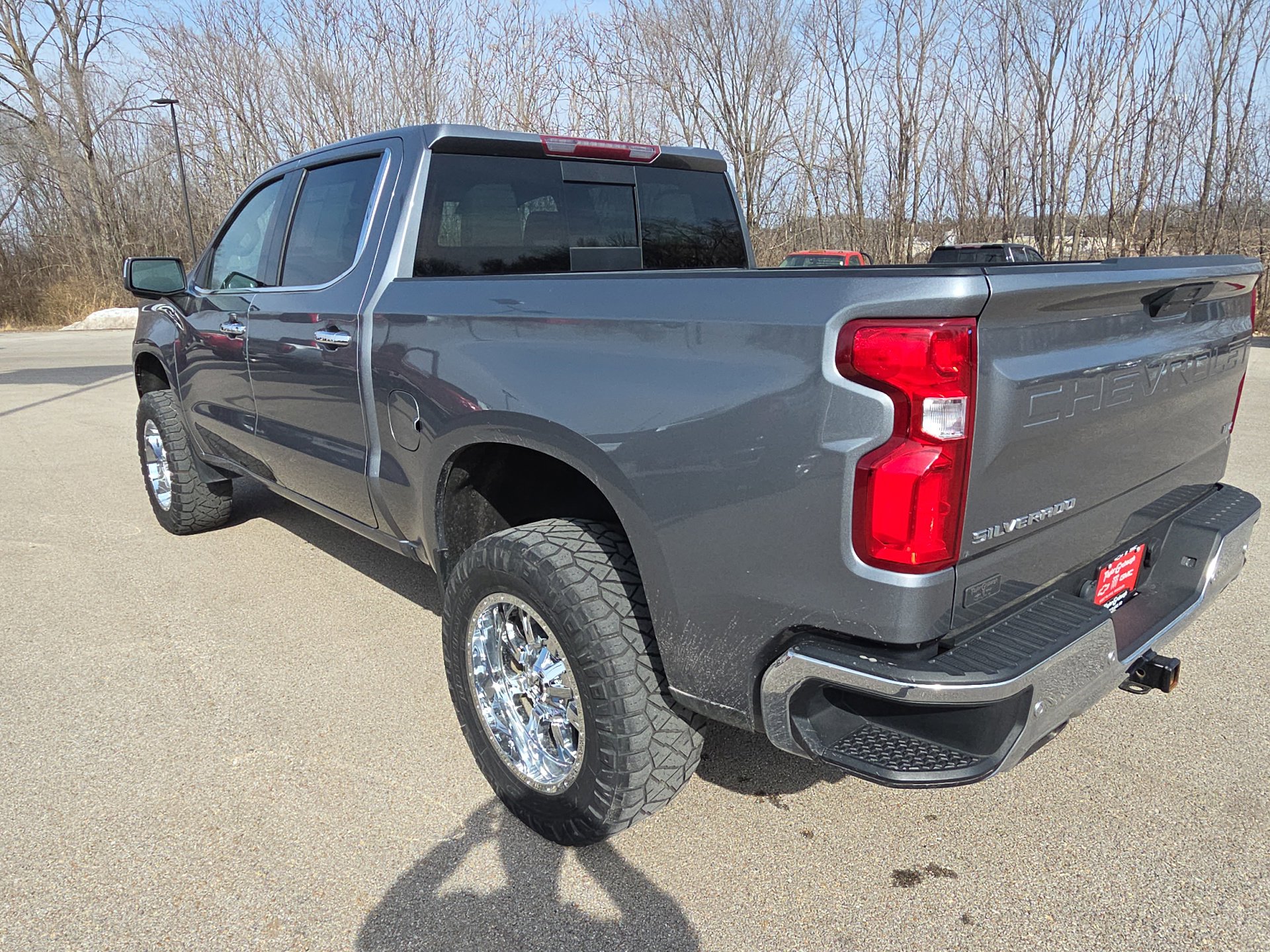 Used 2022 Chevrolet Silverado 1500 LTZ w/ Z71 Off-Road Package image 6