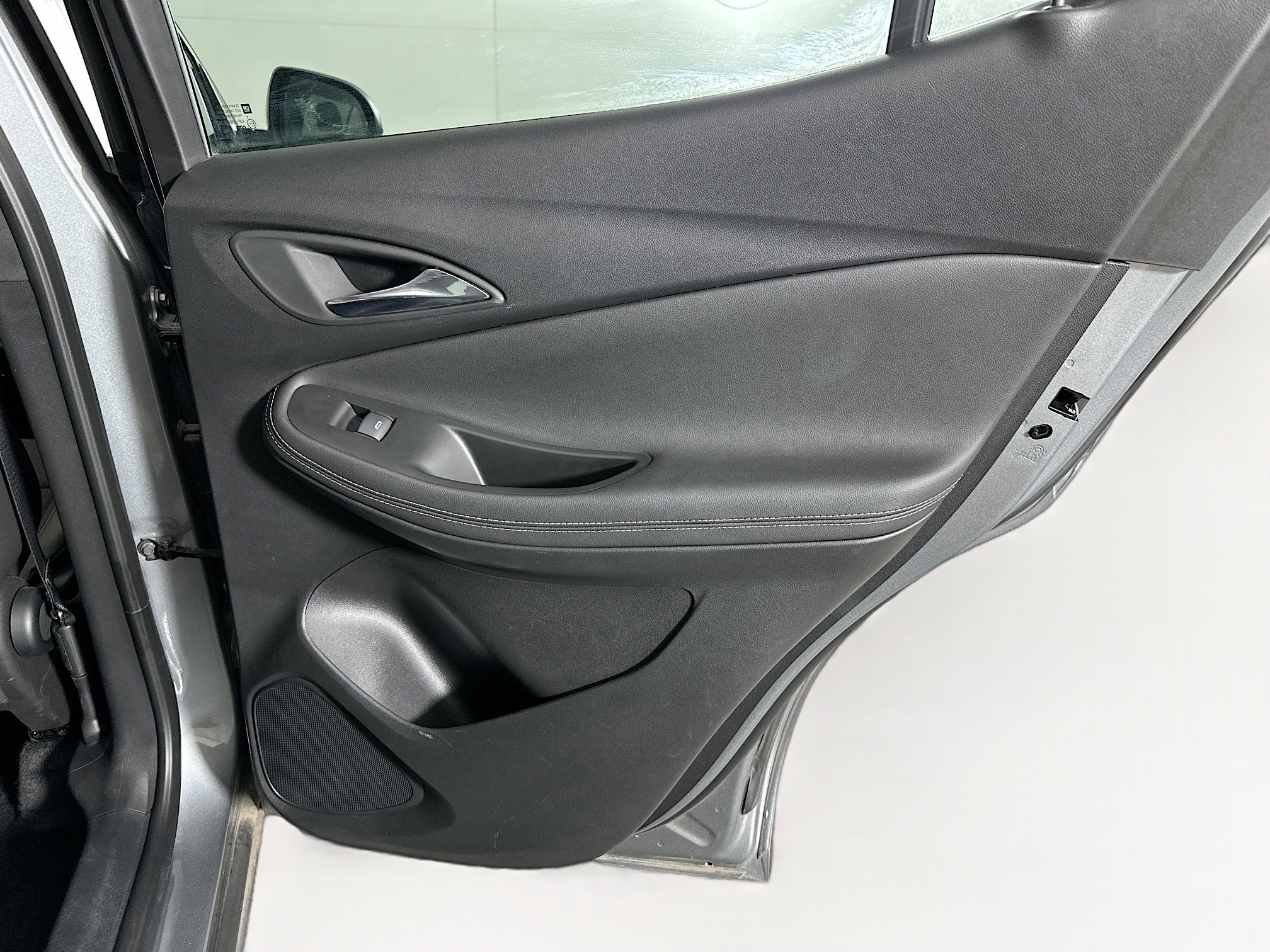 Used 2025 Buick Encore GX Preferred FWD image 28