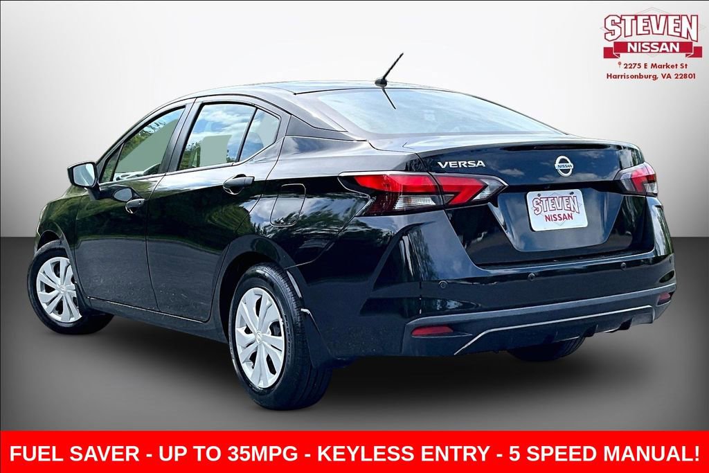 Certified 2022 Nissan Versa S FWD image 4