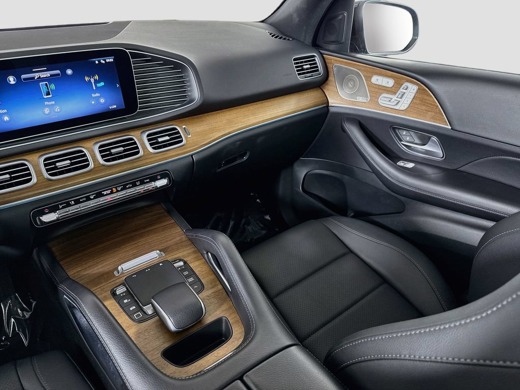 Used 2025 Mercedes-Benz GLE 350 4MATIC image 25