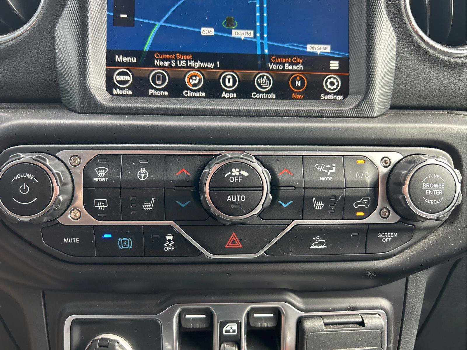 Certified 2023 Jeep Wrangler Unlimited Sahara w/ Cold Weather Group AWD/4WD image 31