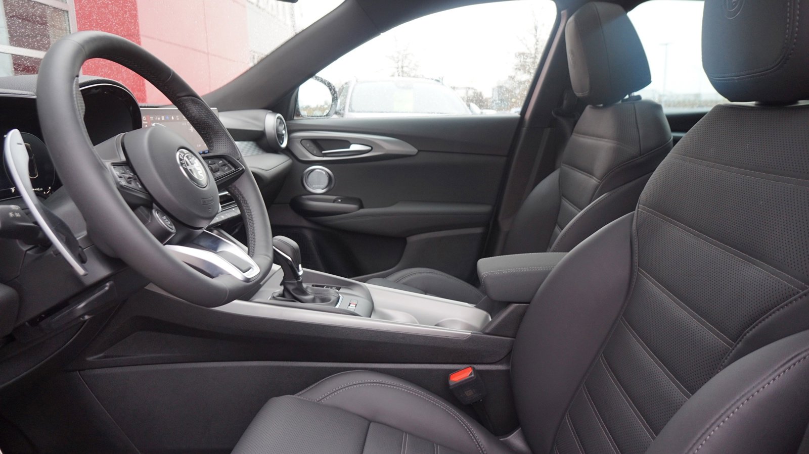 New 2024 Alfa Romeo Tonale Veloce image 15