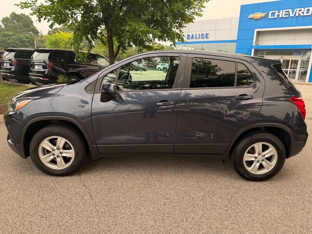 Used 2019 Chevrolet Trax LS w/ Tint and Cruise Package AWD/4WD image 2