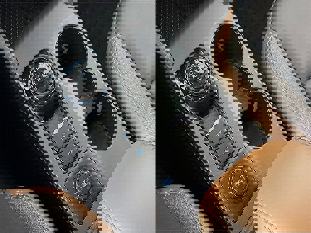 Used 2022 Ford Bronco Sport Outer Banks image 11