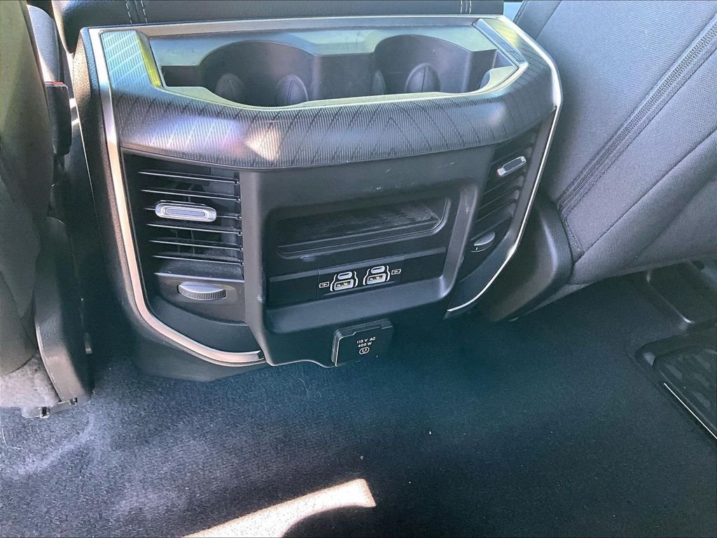 Used 2025 RAM 1500 Big Horn AWD/4WD image 27