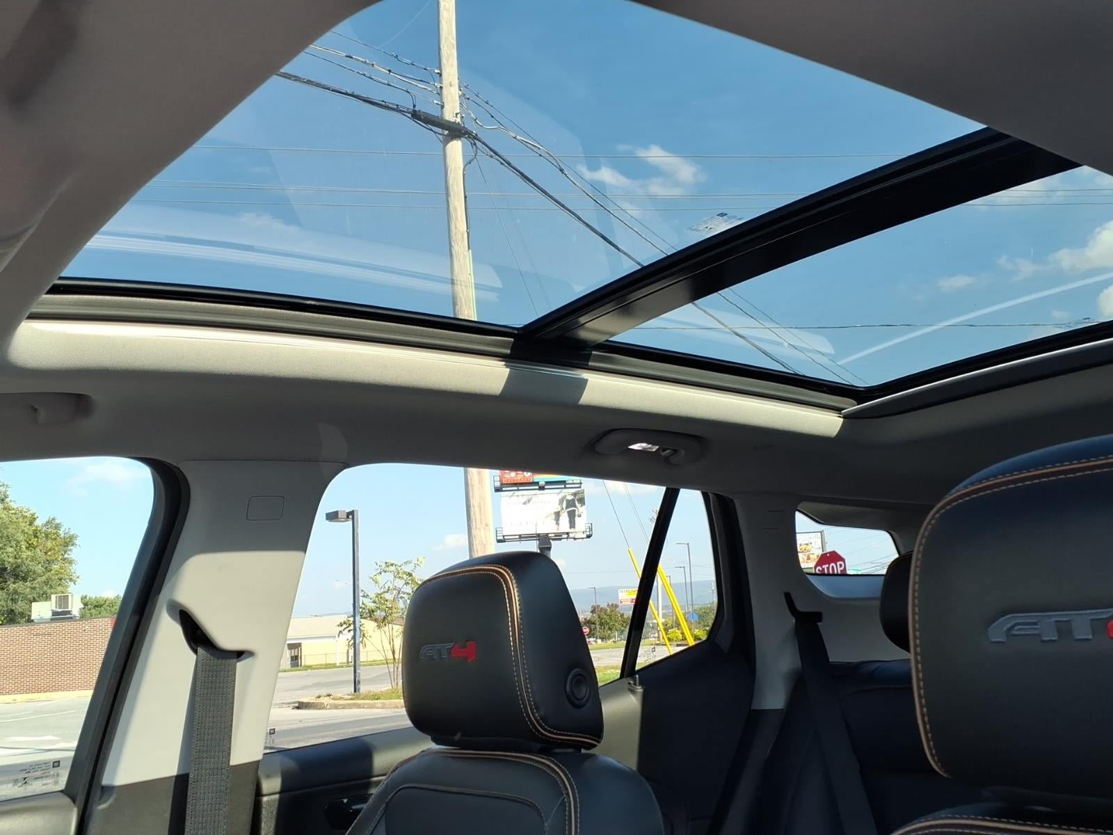 Certified 2022 GMC Terrain AT4 AWD/4WD image 15