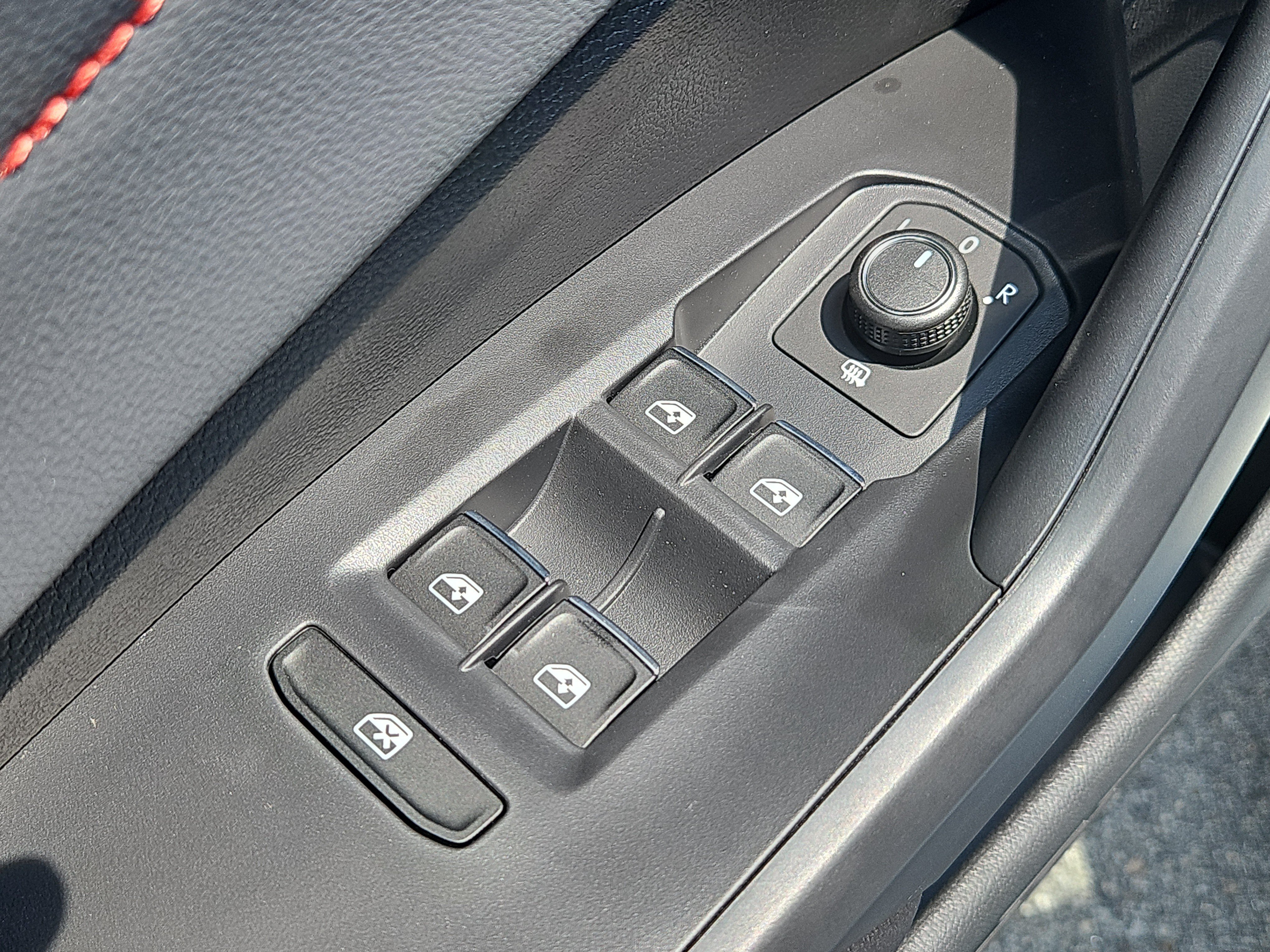 New 2026 Volkswagen Jetta GLI Autobahn FWD image 7